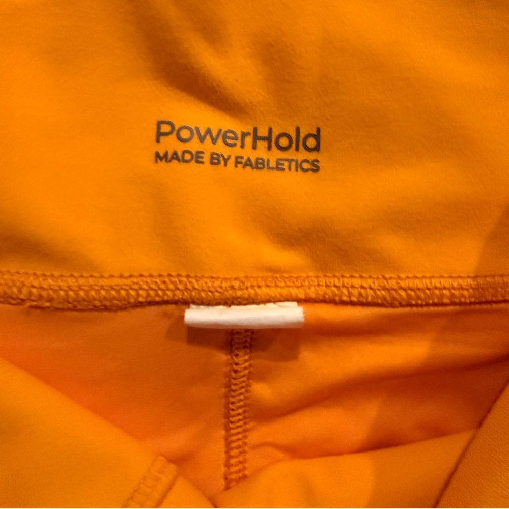 [Fabletics] athletic set - Picture 13 of 14